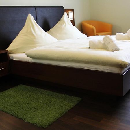 Hotel Brantl Roding Zewnętrze zdjęcie