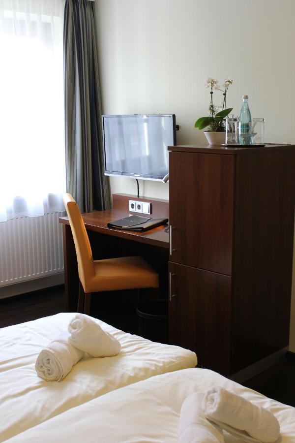 Hotel Brantl Roding Zewnętrze zdjęcie